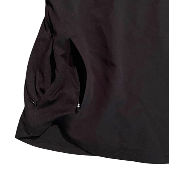 Jaanuu •  V Neck Mesh Panel Scrub Top Zip Pockets D Ring Black - L - Picture 5 of 9